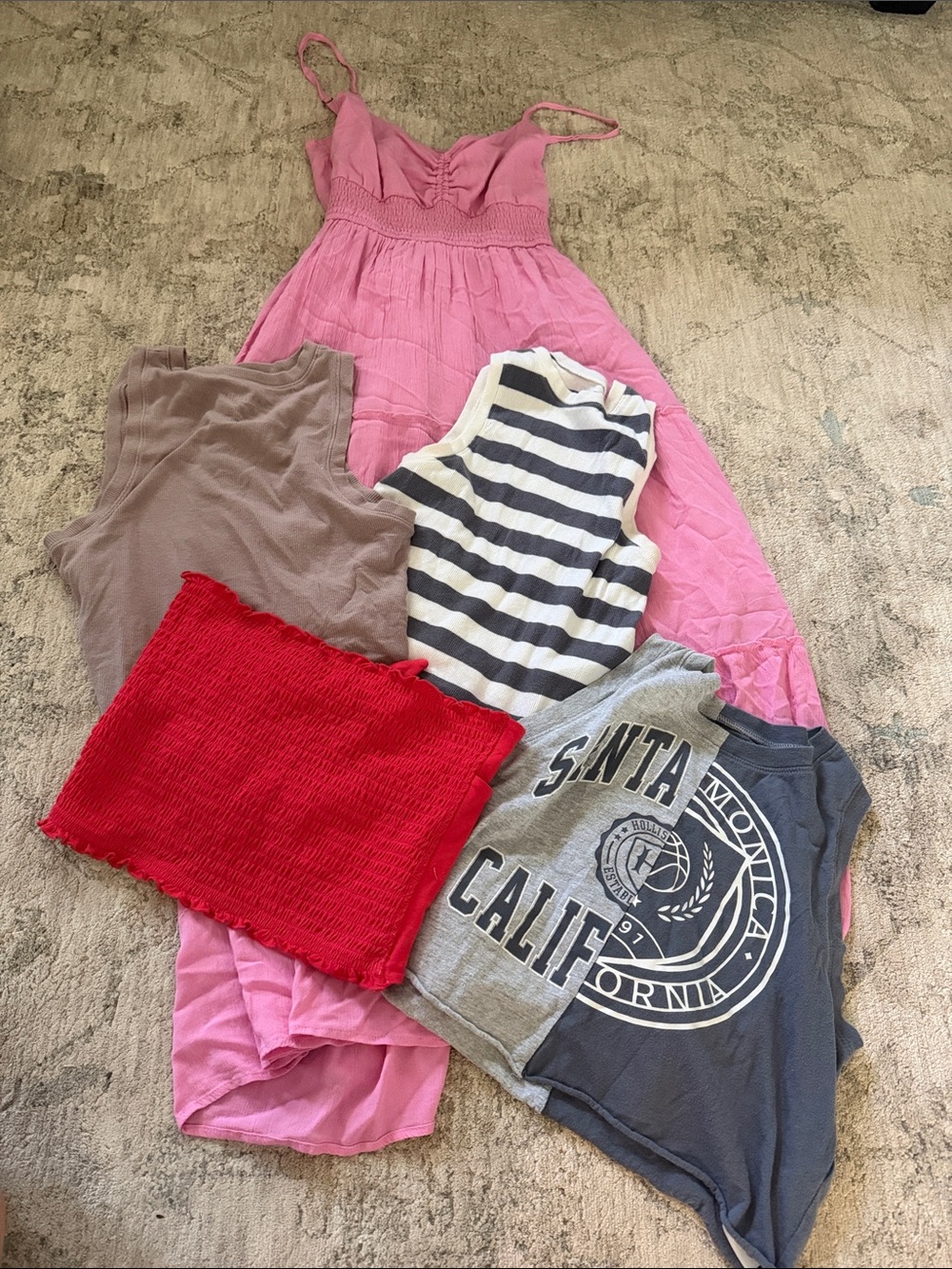 Hollister size S/M bundle